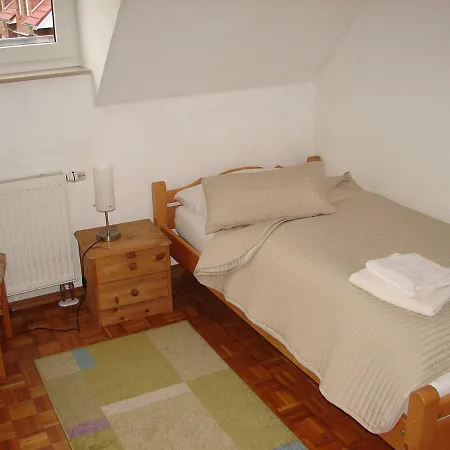 Messezimmer Laatzen Apo 3 * Hanóver